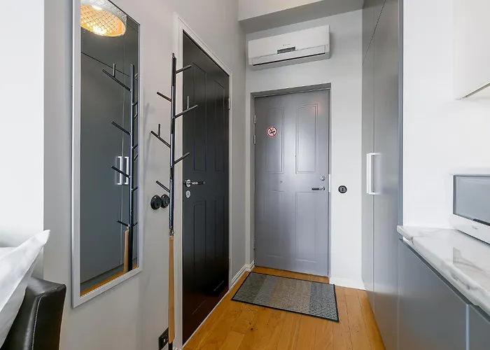 Modern Old Town View 탈린