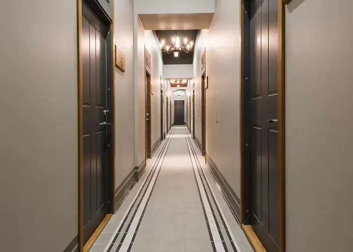 Modern Old Town View 아파트 *